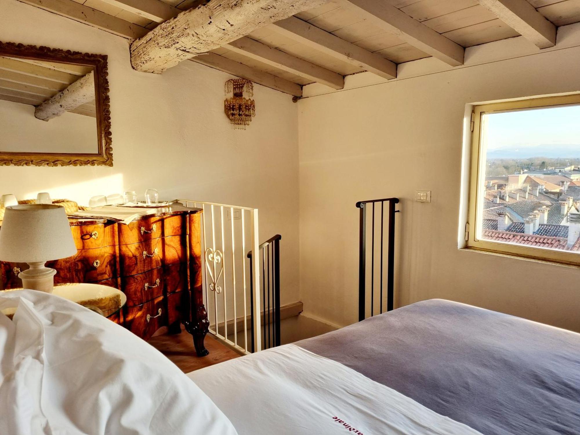 Bed and Breakfast Le Stanze Del Cardinale Павія Екстер'єр фото